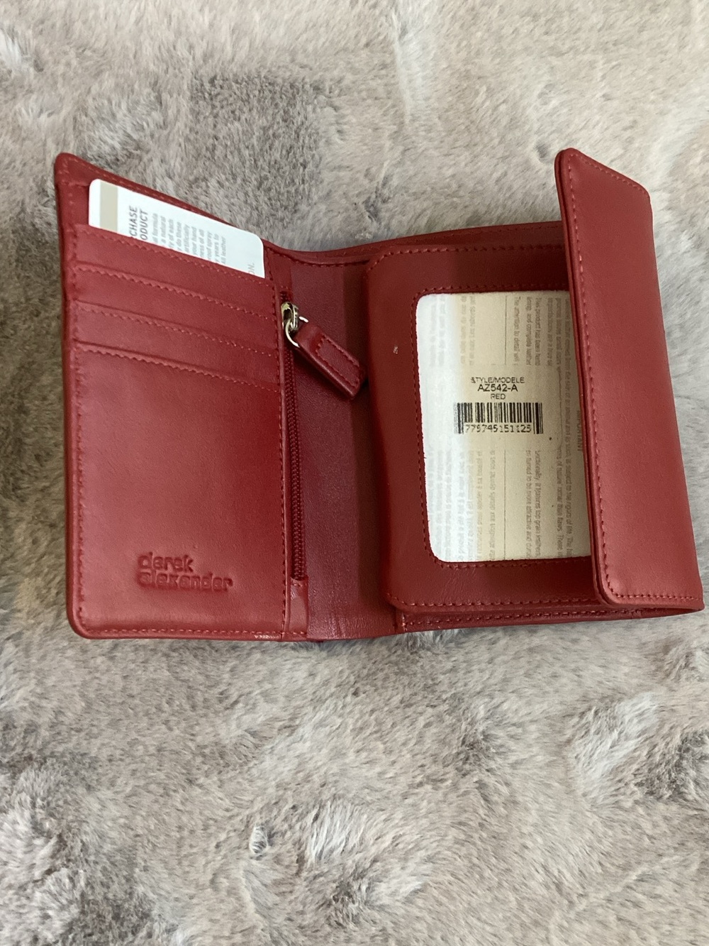 Compact Red Leather Wallet - Picture 4 of 9